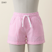 Firefly_Gemini Flash_PUEDES COLOCAR SOLO EL PANTALON CORTO EN UN MANIQUI DE CUERPO DE TELA, QUE LA PRENDA 115470 (1)